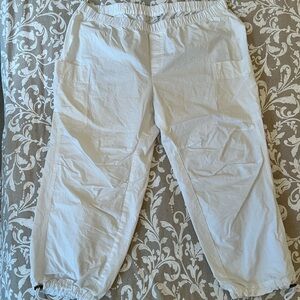 White comfort band cargo Joggers